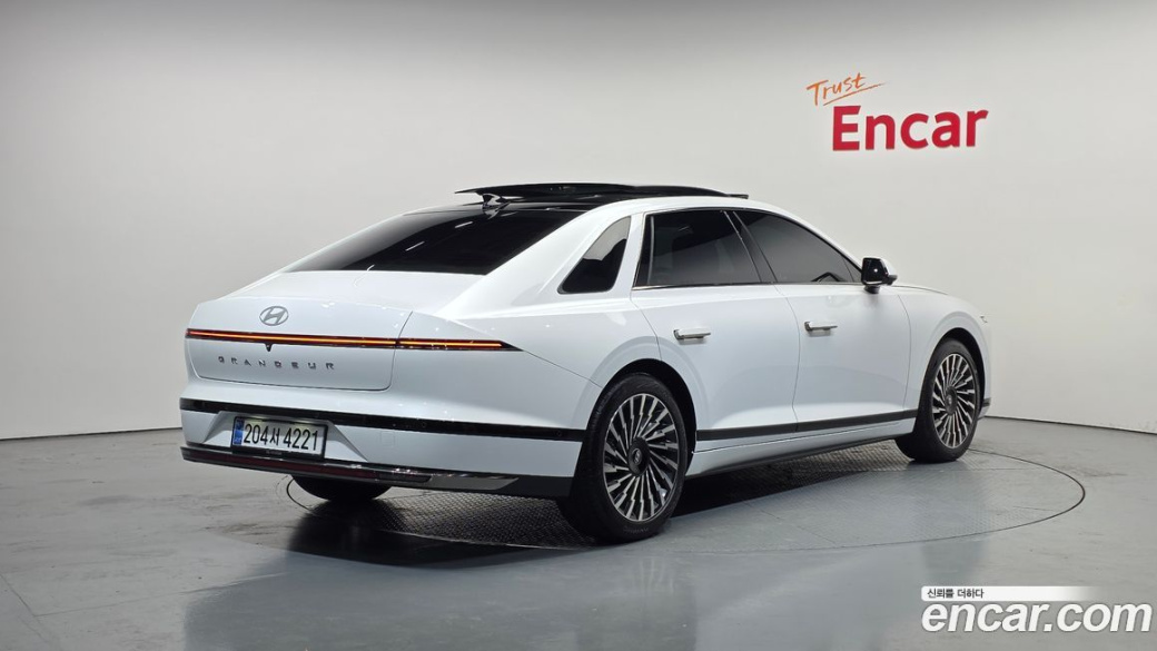 Hyundai Grandeur 2,5 Gasoline 2WD, 2025