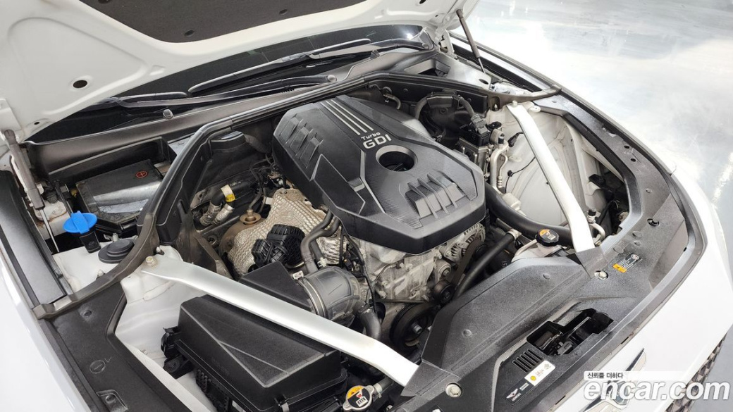 Genesis G70 Gasoline 2.0T 2WD, 2021