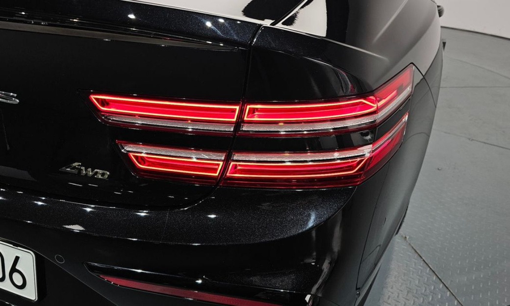 Genesis G80 Gasoline 2.5 Turbo AWD, 2025