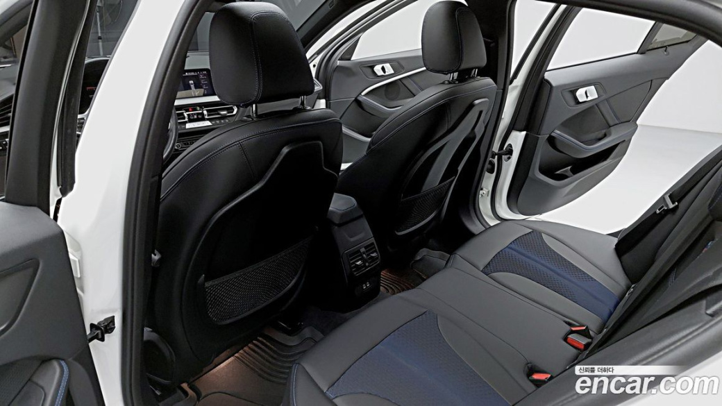 BMW 1-Series 120i M Sports, 2023