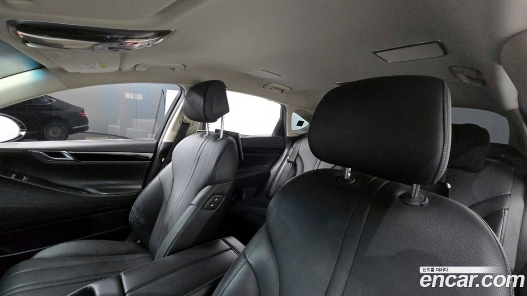 Genesis G80 Gasoline 2.5 Turbo AWD, 2023