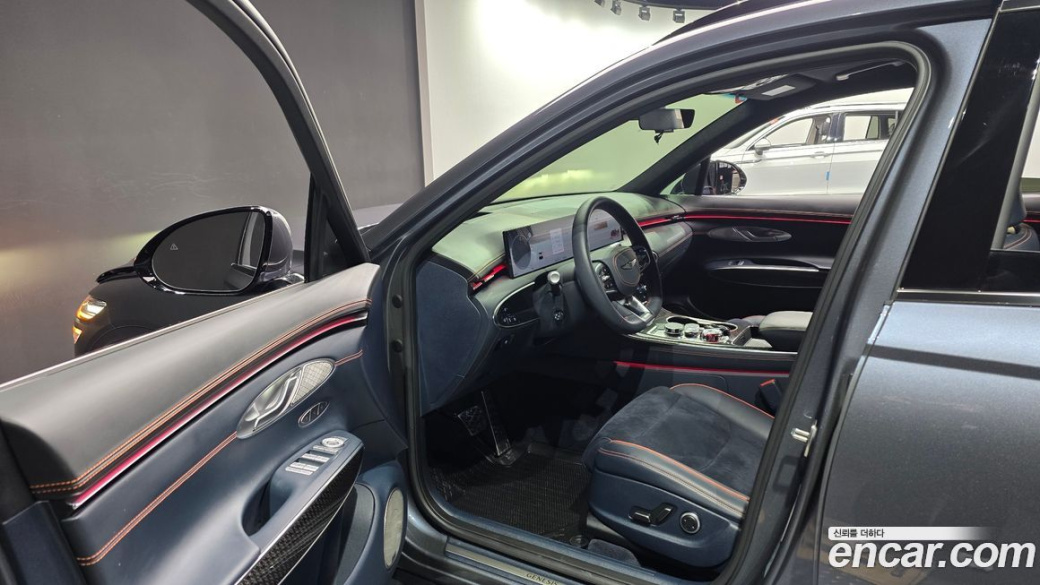 Genesis GV70 2.5T Gasoline 2WD, 2025