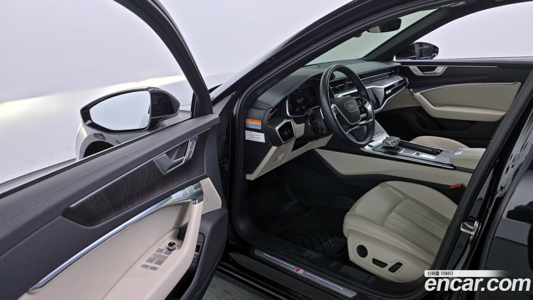 Audi A6 45 TFSI Quattro Premium, 2023