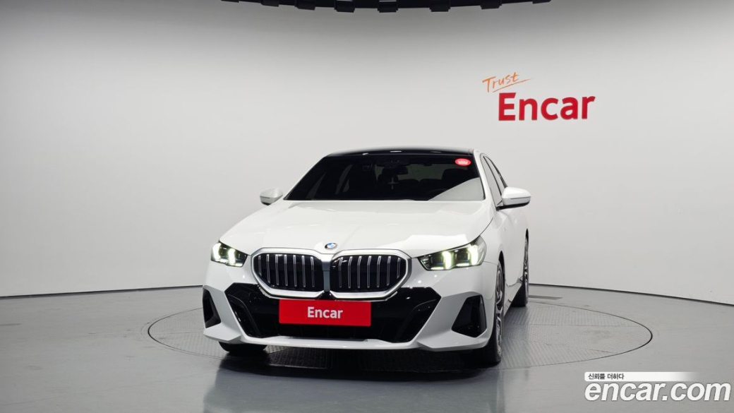 BMW 5-Series 520i M Sport, 2024