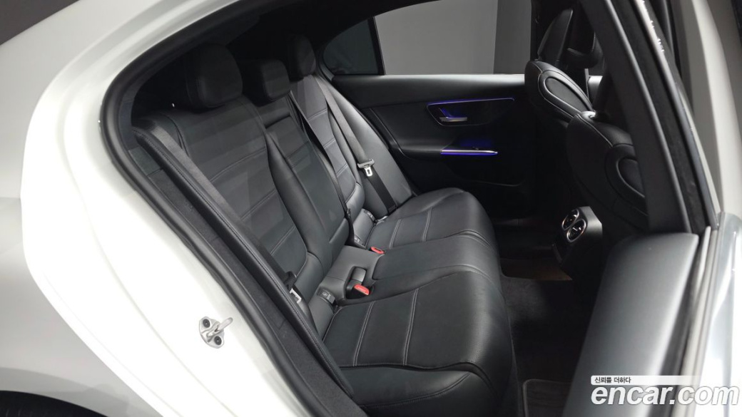 Mercedes-Benz C-Class C200 4MATIC Avantgarde, 2022