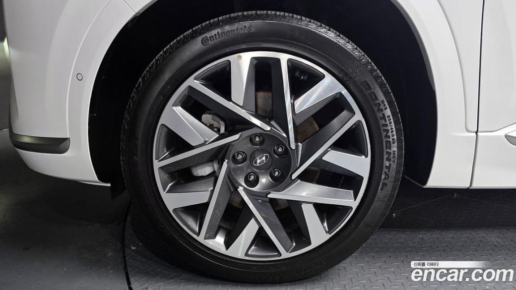 Hyundai Santafe Gasoline 2.5T 4WD, 2023
