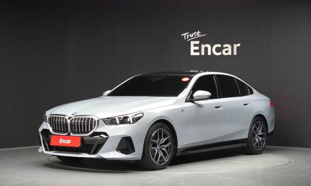 BMW 5-Series 520i M Sport, 2024