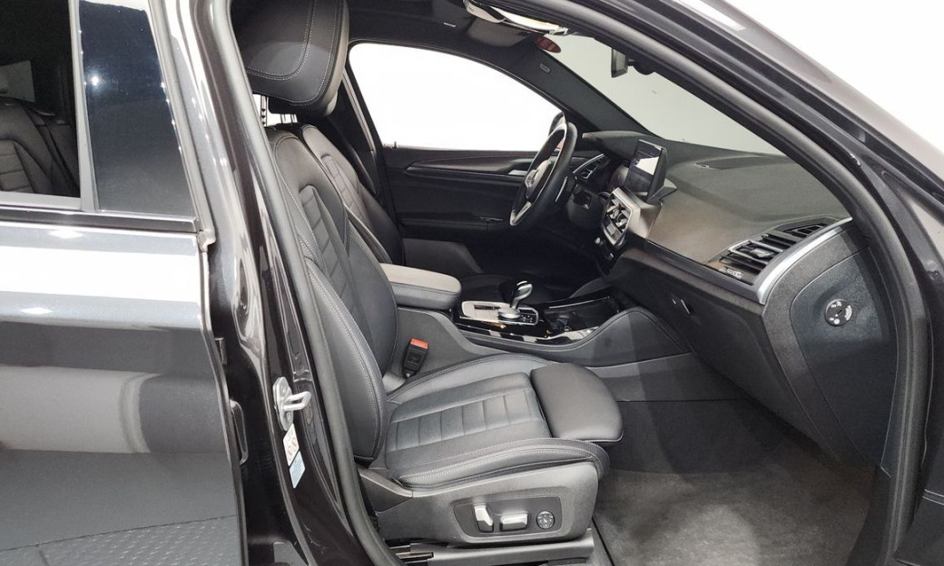 BMW X4 xDrive20i M Sport, 2022
