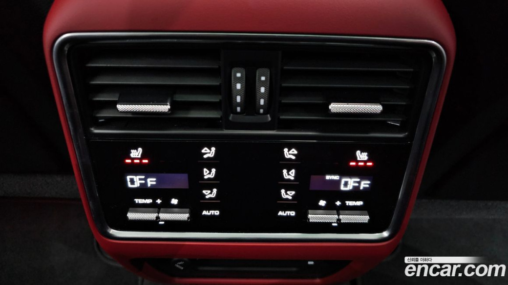 Porsche Cayenne 3.0 PLATINUM EDITION, 2023