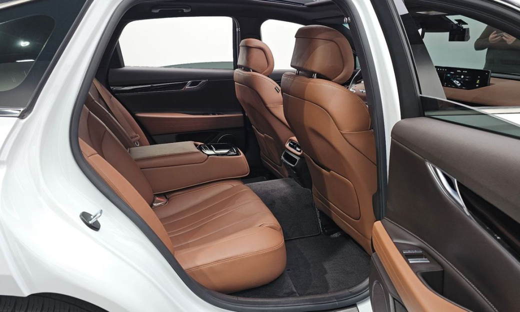 Genesis G80 Gasoline 2.5 Turbo 2WD, 2024