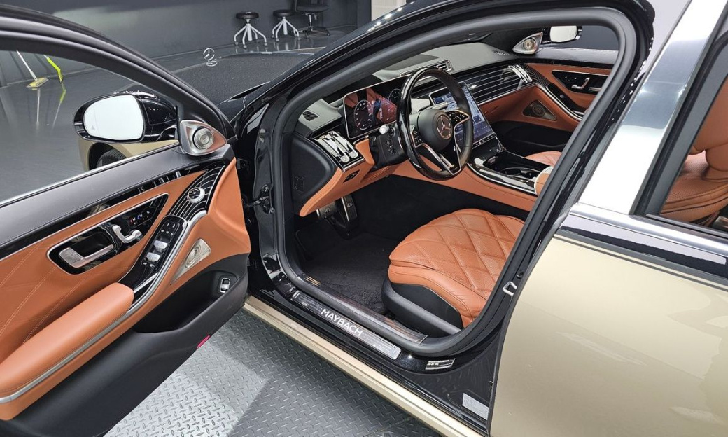 Mercedes-Benz S-Class Maybach S580 4MATIC, 2023