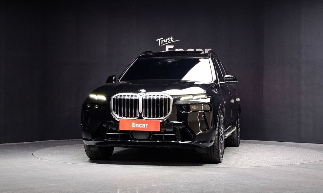 BMW X7 xDrive 40d M Sport 7 STR, 2025