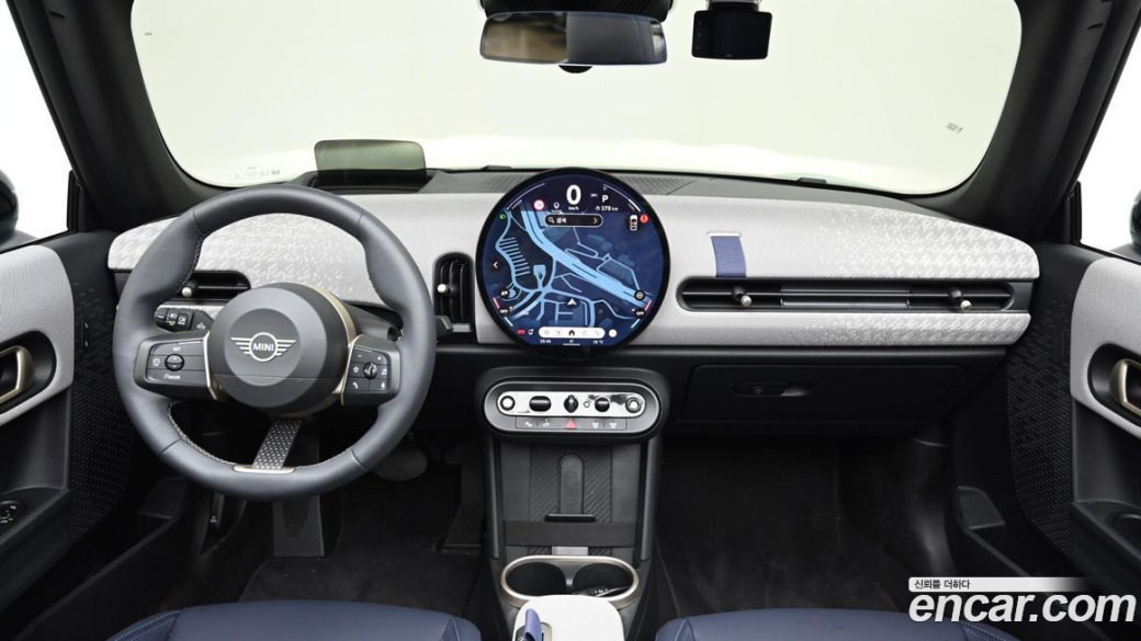 Mini Cooper Convertible Favoured, 2025