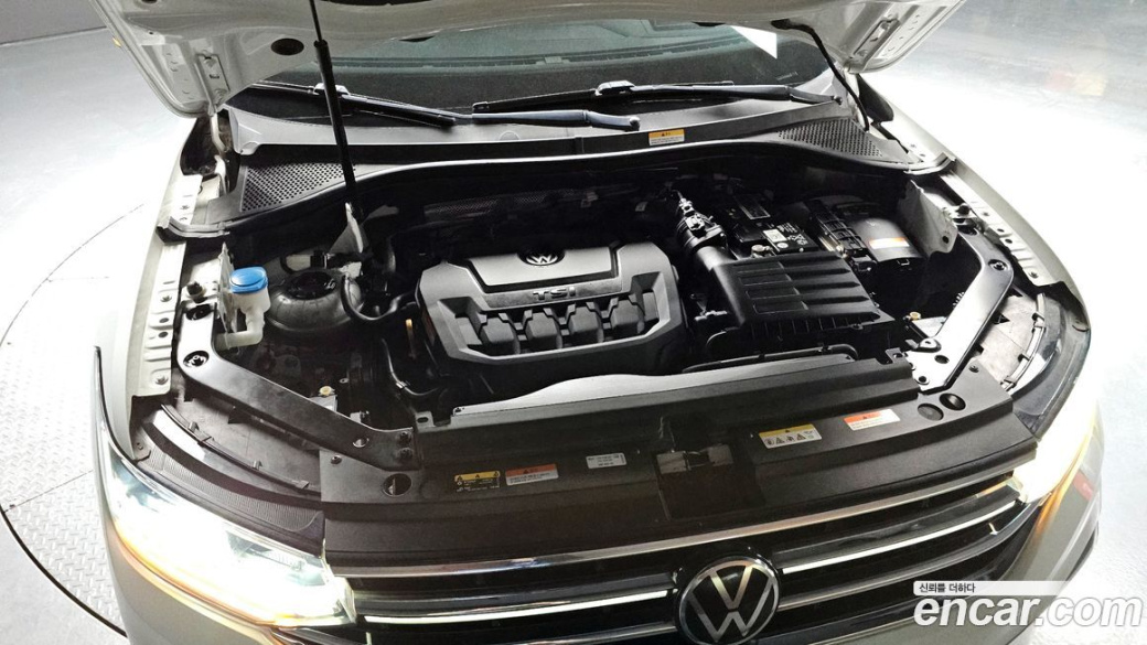 Volkswagen Tiguan 2.0 TSI Prestige, 2023