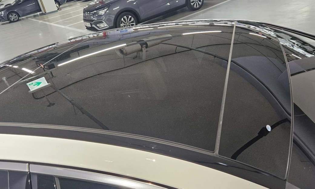 Mercedes-Benz E-Class E220d 4MATIC Exclusive, 2025