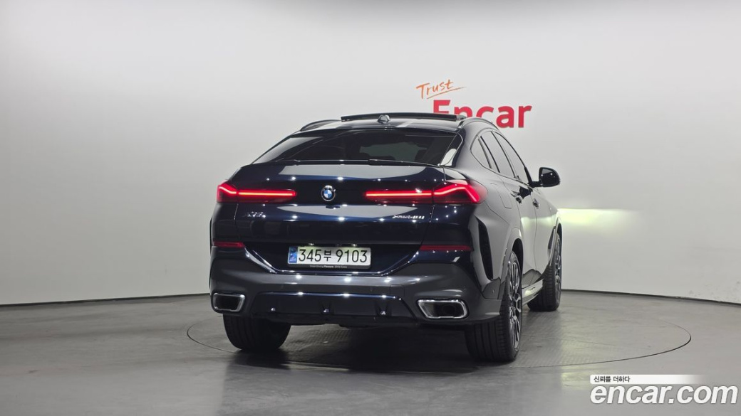 BMW X6 xDrive40i M Sport, 2025