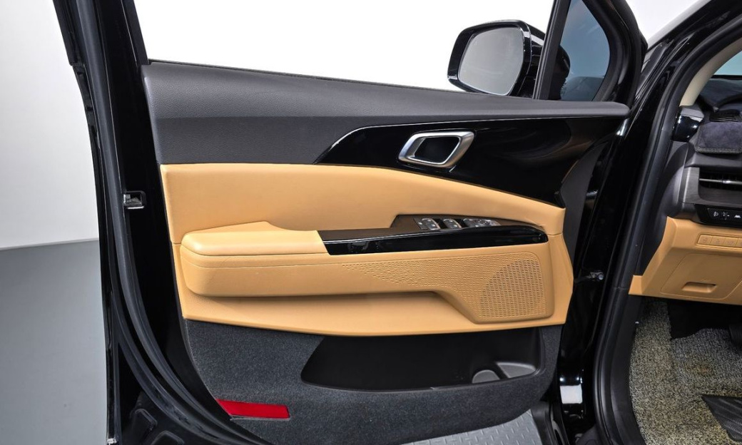 Kia Carnival 9-Seater Noblesse, 2022