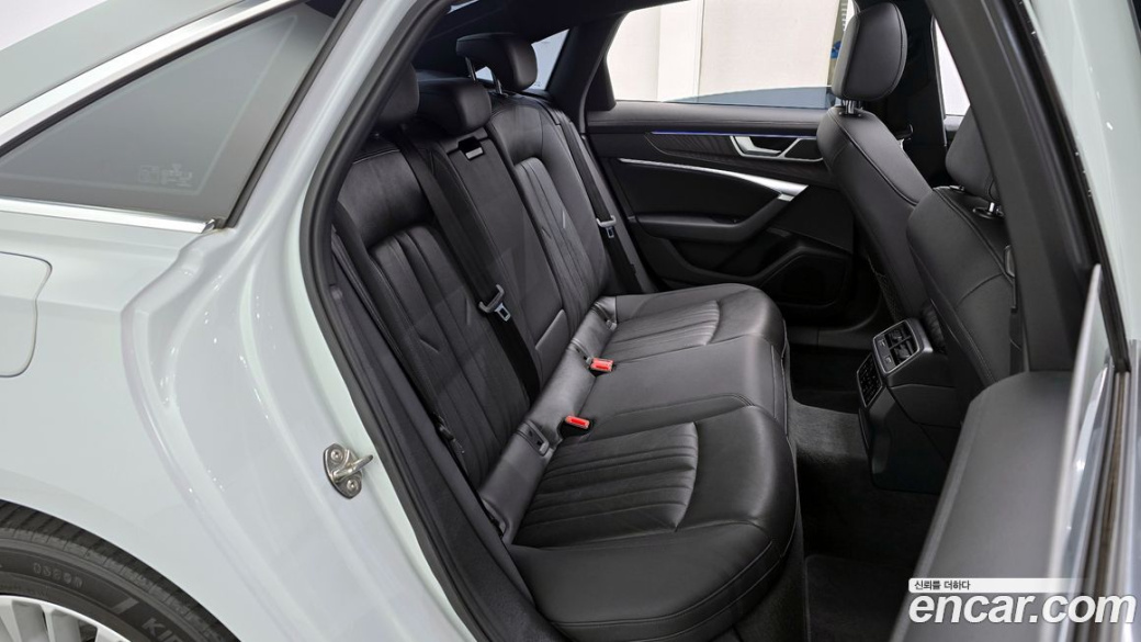 Audi A6 40 TDI Premium, 2021