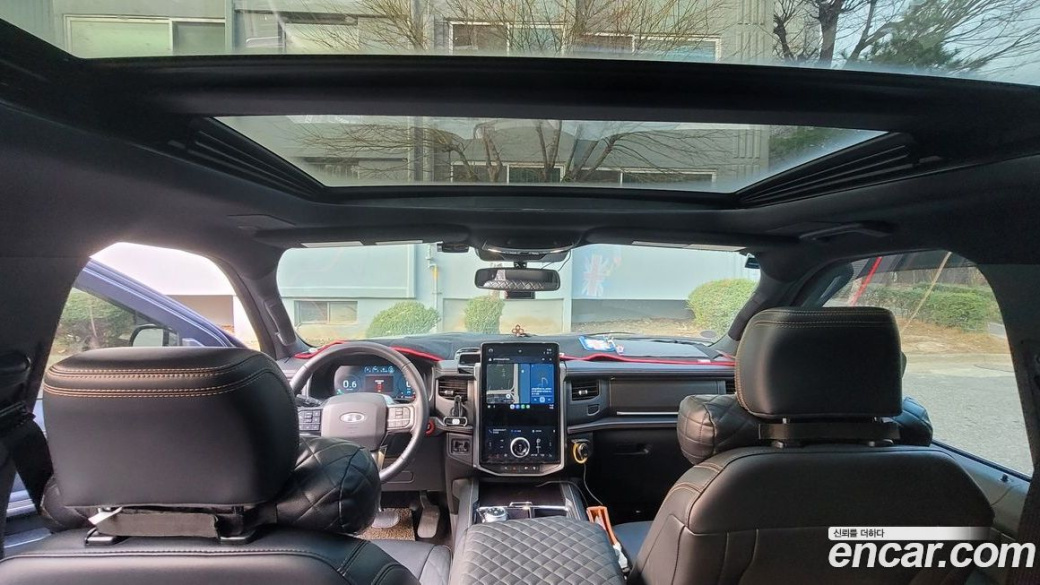 Ford Expedition Platinum 4WD, 2023