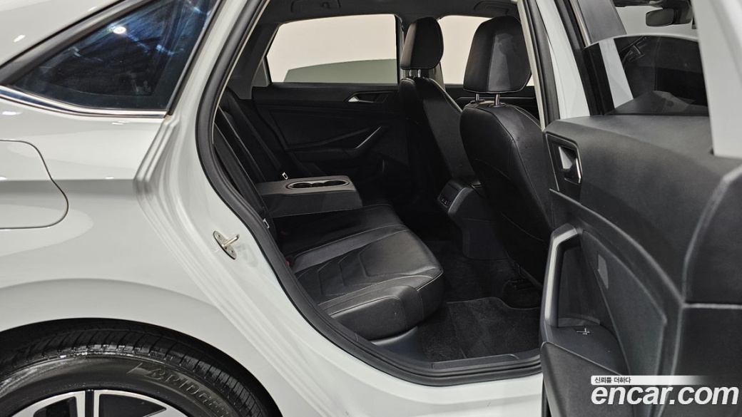 Volkswagen Jetta 1.5 TSI Prestige, 2023