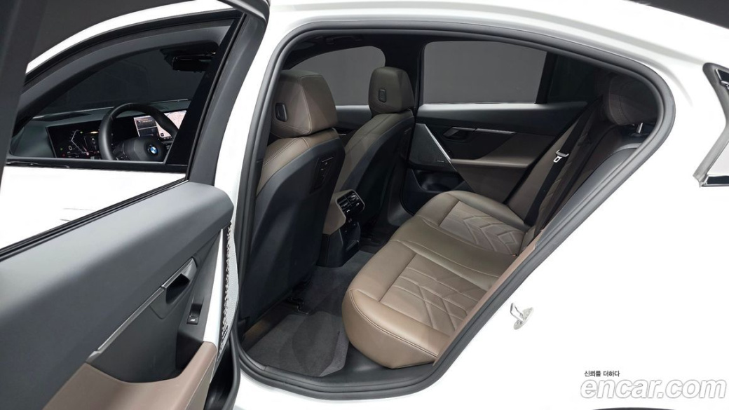 BMW 5-Series 520i M Sport, 2024