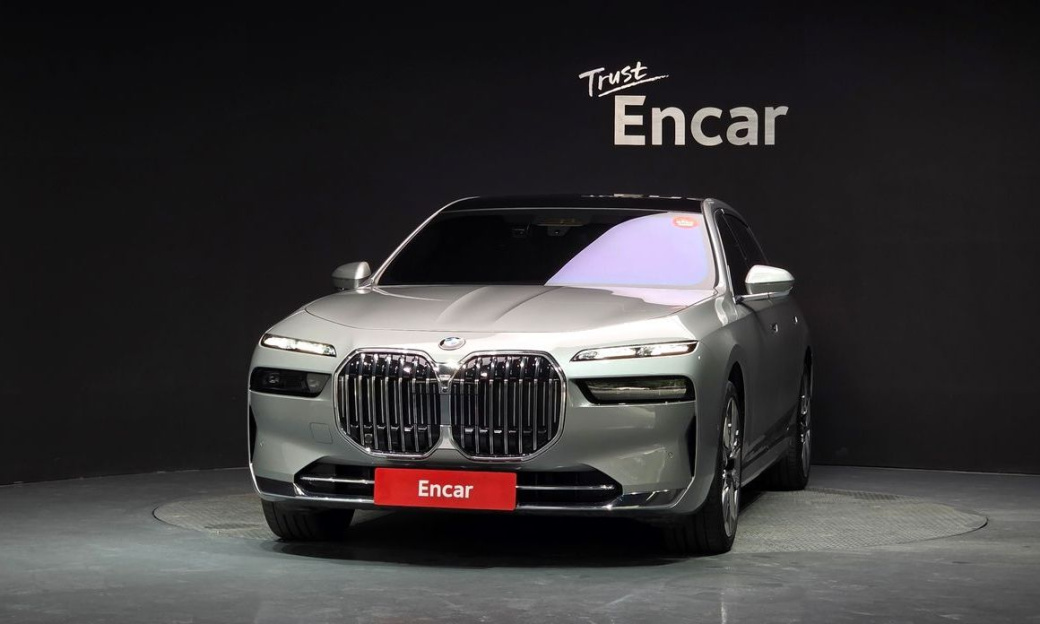 BMW 7-Series 740d xDrive Design Pure Excellence, 2024