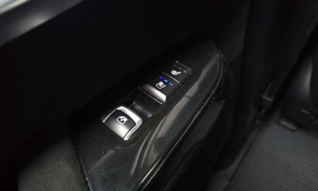 Kia Mohave Diesel 3.0 4WD 6-Seater, 2022
