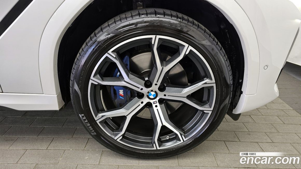 BMW X6 xDrive30d M Sport, 2023