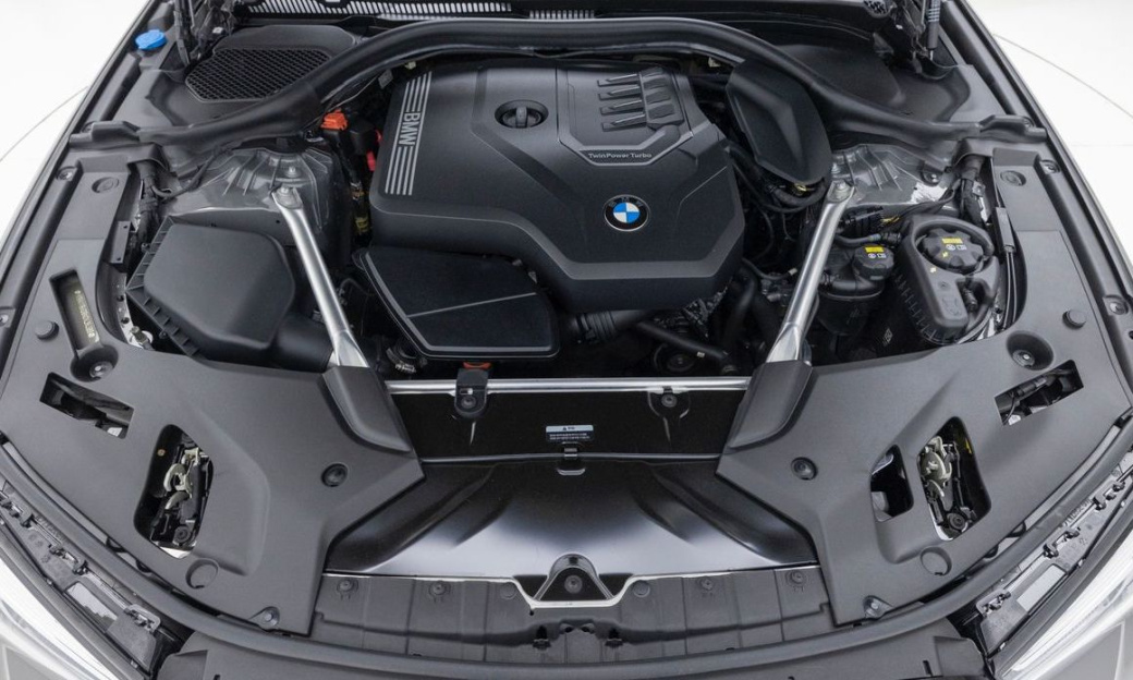 BMW 5-Series 520i M Sport, 2022
