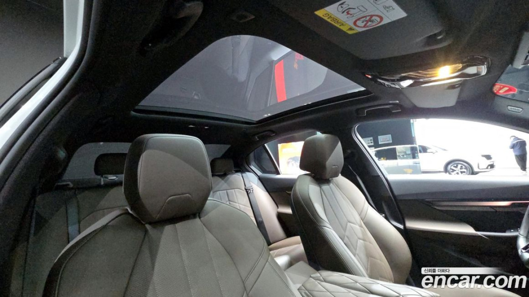 BMW 5-Series 520i M Sport, 2025