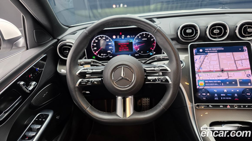Mercedes-Benz C-Class C300 4MATIC AMG Line, 2024