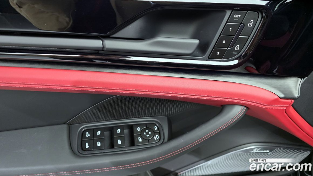 Porsche Panamera 4.0 GTS, 2025