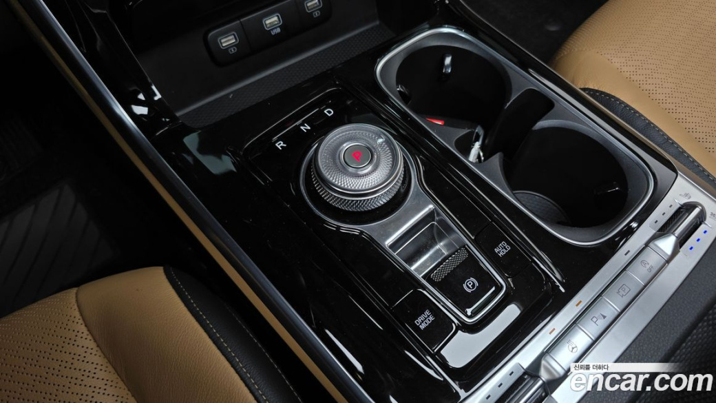 Kia Carnival 9-Seater Signature, 2022