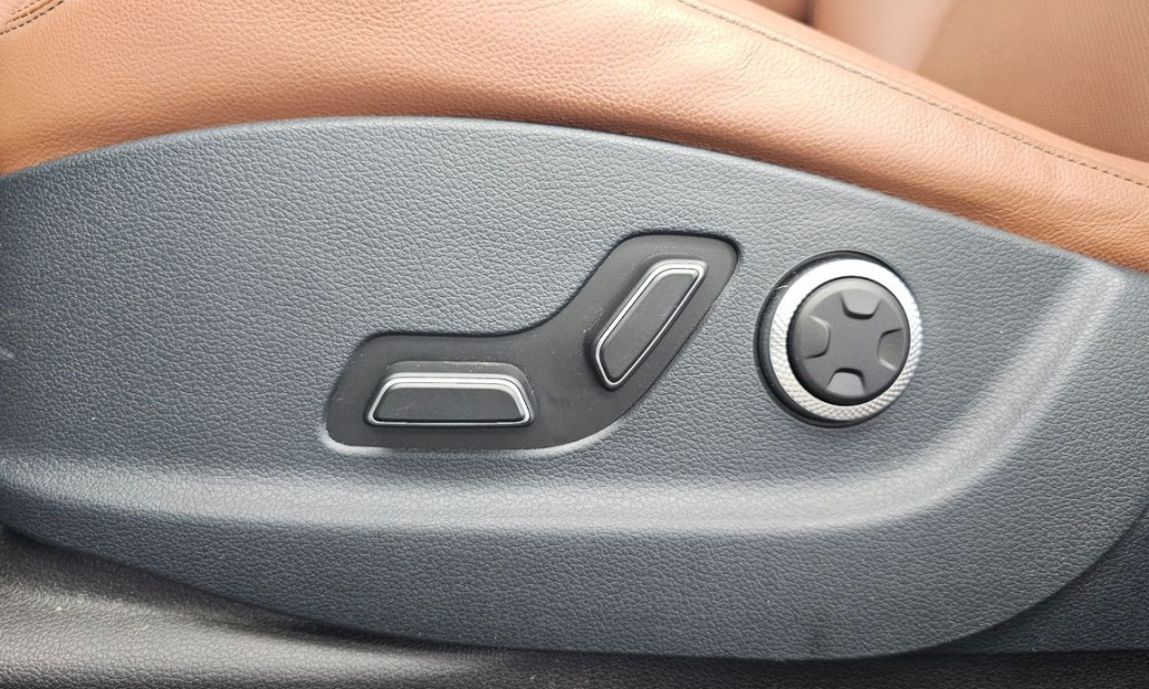 Genesis GV70 2.5T Gasoline 2WD, 2025