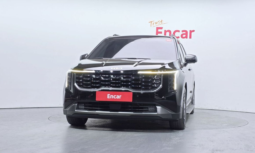 Kia Carnival 9-Seater Gravity, 2025