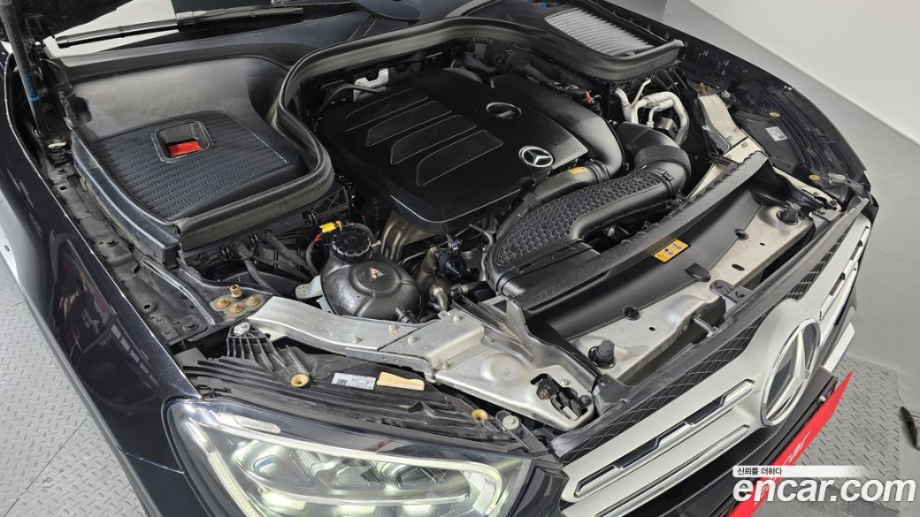 Mercedes-Benz GLC-Class GLC300 4MATIC Premium, 2021
