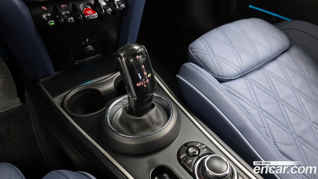 Mini Countryman ALL4 Classic Launch Pack, 2023
