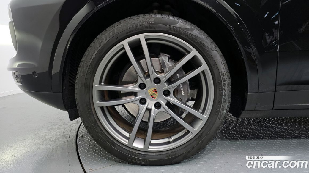 Porsche Cayenne 3.0 PLATINUM EDITION, 2023