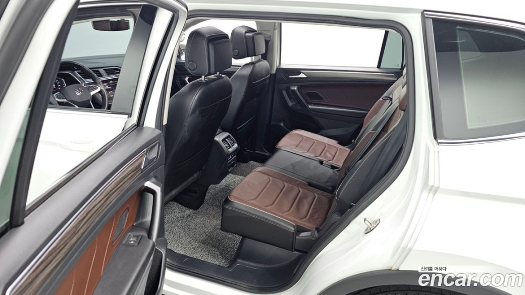 Volkswagen Tiguan 2.0 TSI Prestige, 2023