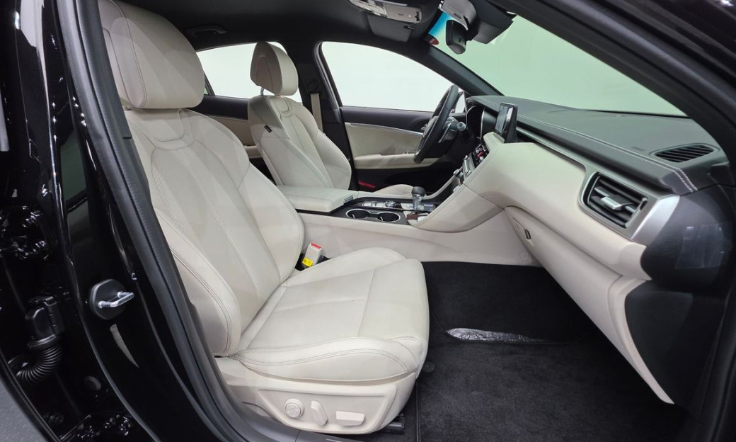 Genesis G70 Gasoline 2.5T 4WD, 2024