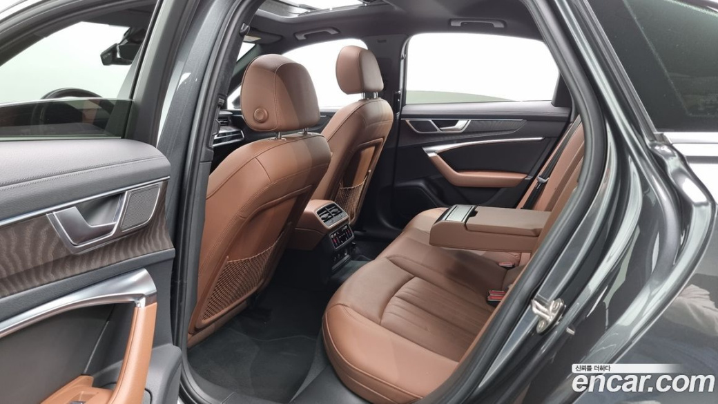 Audi A6 45 TFSI Quattro Premium, 2022