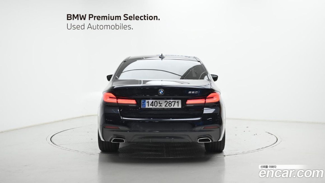 BMW 5-Series 520i M Sport, 2023