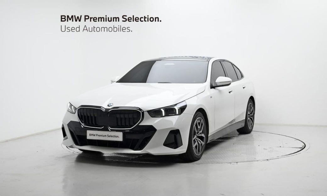 BMW 5-Series 520i Special Edition, 2024