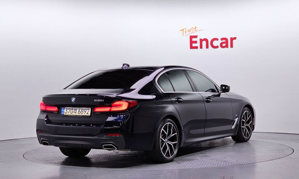 BMW 5-Series 530i M Sport Package, 2022