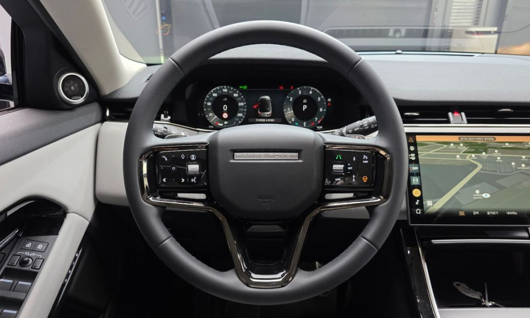 Land Rover Range Rover Evoque P250 Dynamic SE, 2024