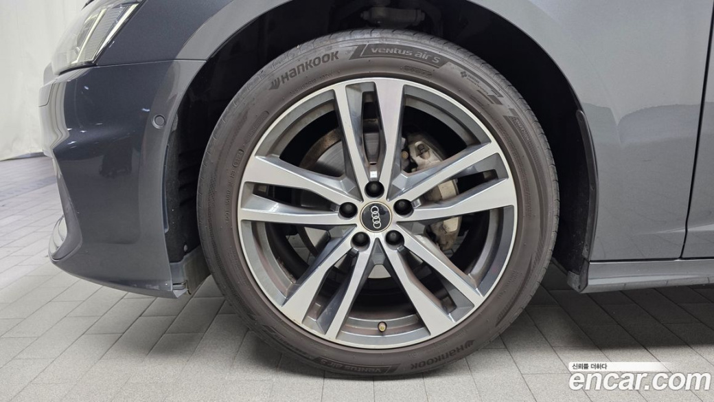Audi A6 40 TDI Premium, 2022