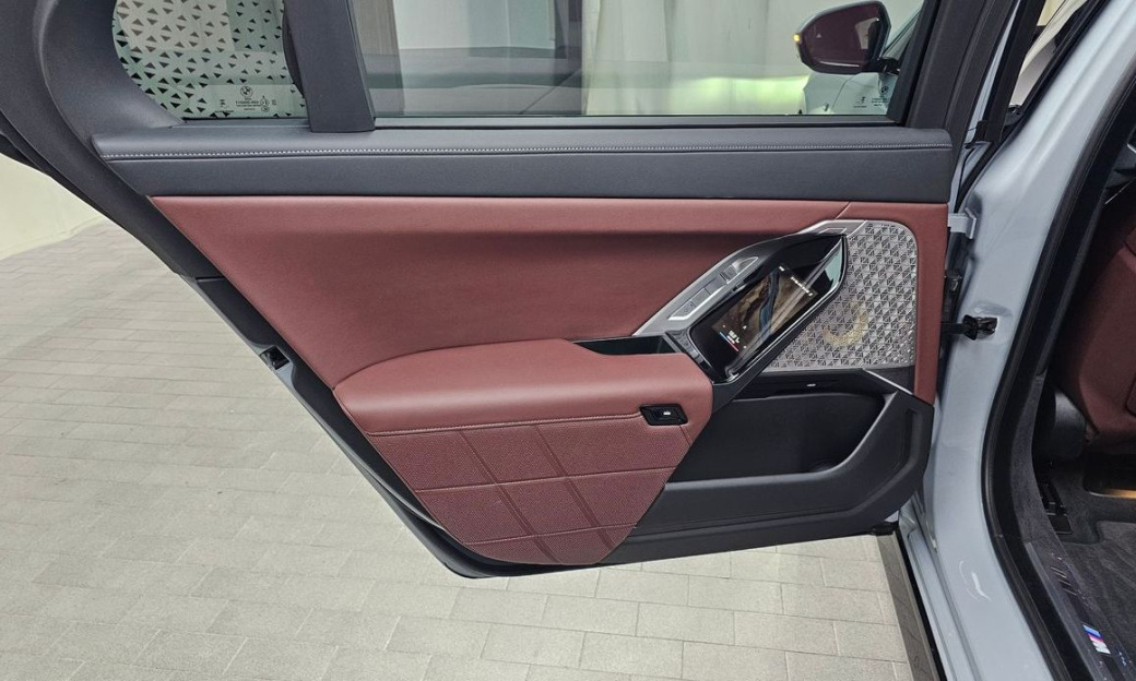 BMW 7-Series 740i xDrive M Sport Limited, 2025