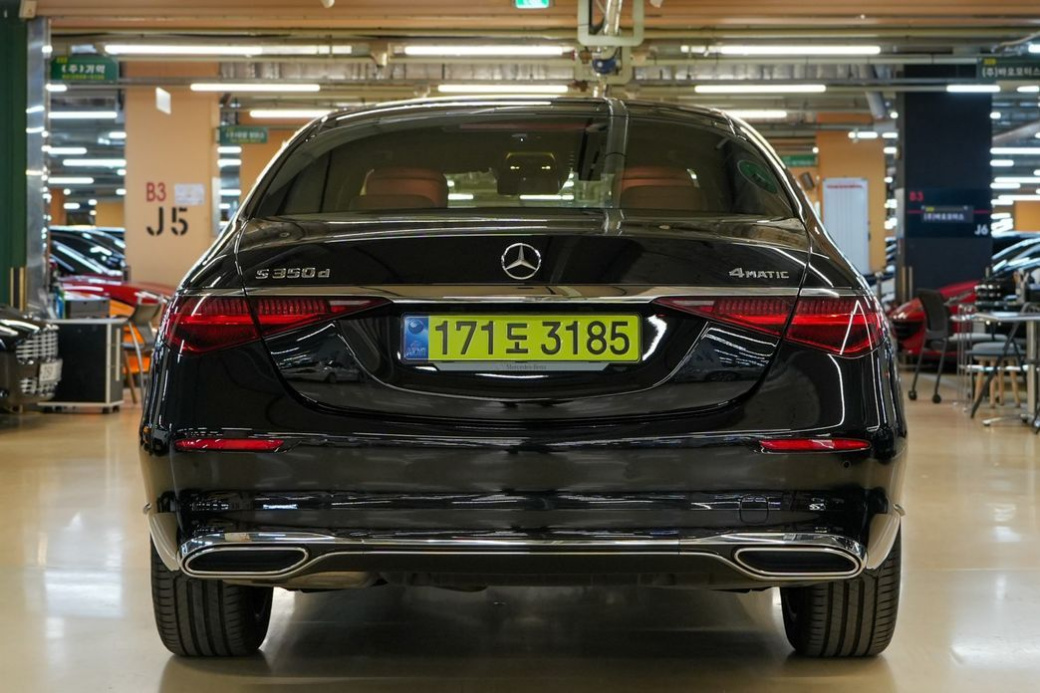 Mercedes-Benz S-Class S350 d 4MATIC, 2025