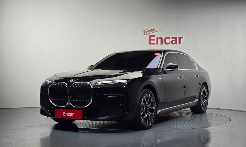BMW 7-Series 740i xDrive M Sport, 2024