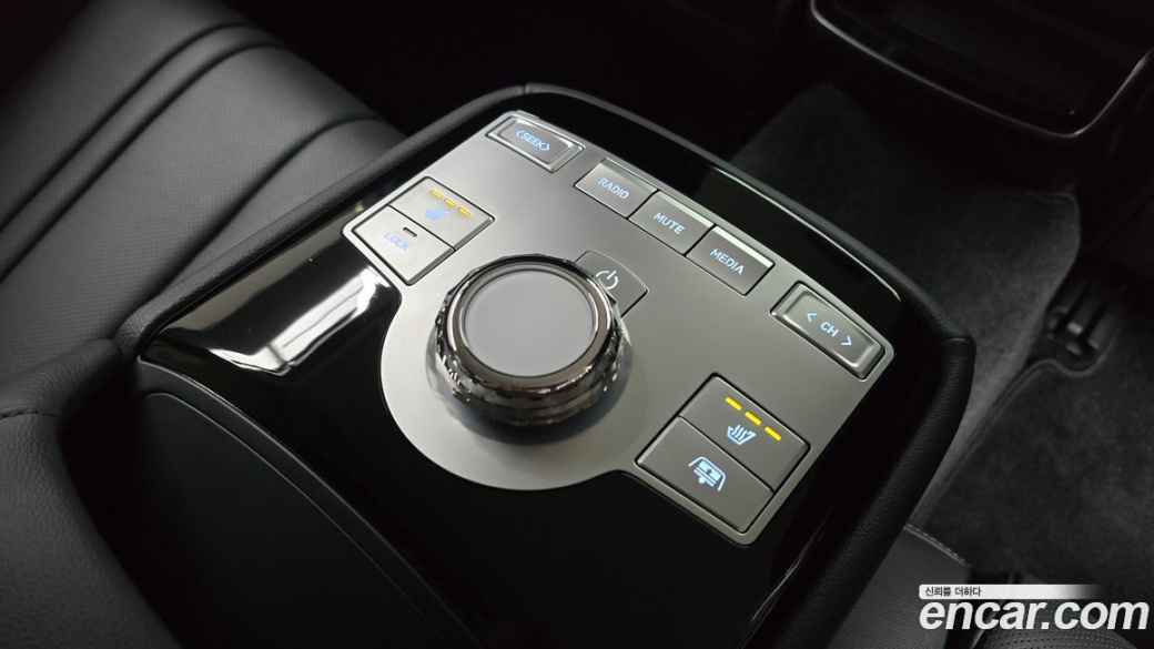 Genesis G80 Gasoline 2.5 Turbo AWD, 2025